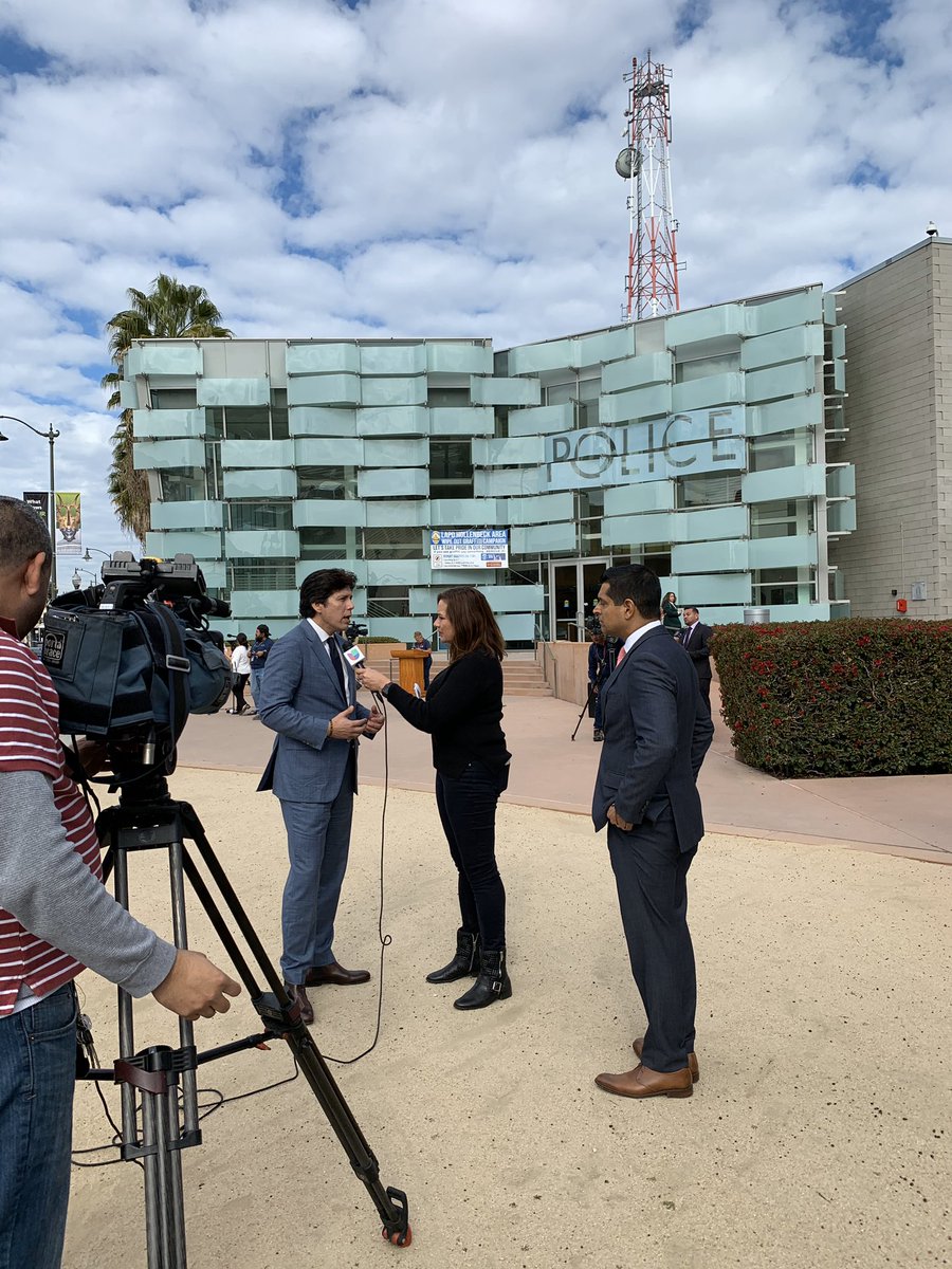 kdeleon's tweet photo. In #BoyleHeights this morning with leaders in the fight to defend our laws against the President’s attacks on immigrant communities. 

No matter what - our law enforcement will not be a cog in Trump’s deportation machine. 

California will not be intimidated. #CAvalues #CD14 https://t.co/WCNmDOXXEp
