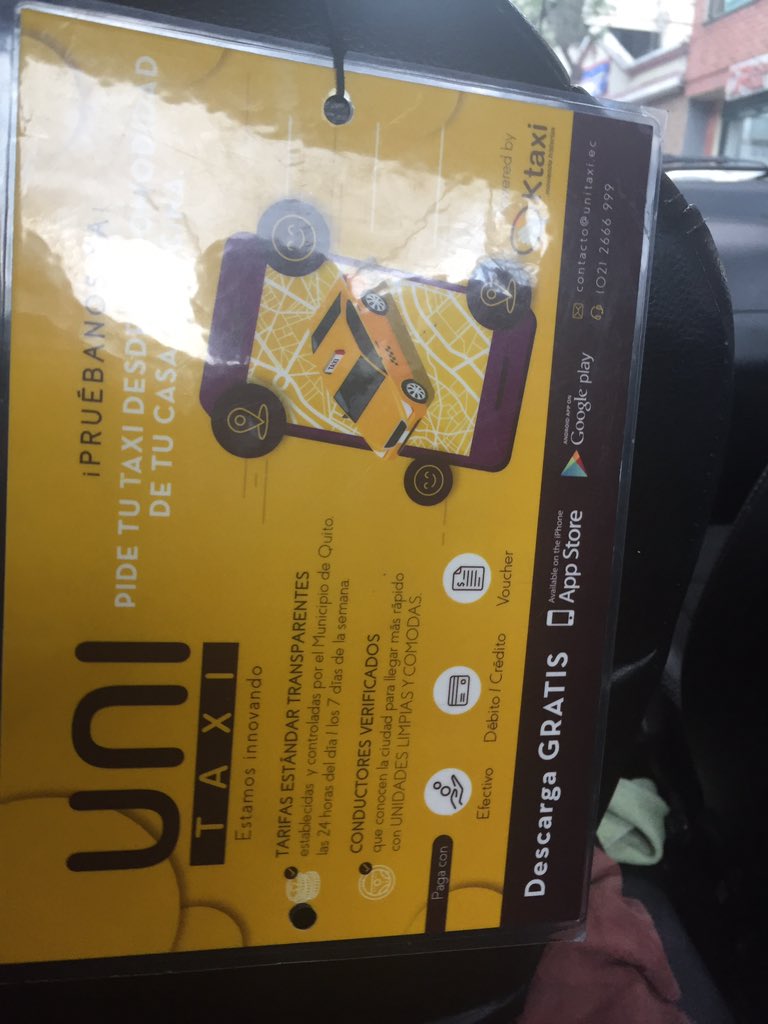 bombom_candy's tweet photo. solicitó su ayuda ya q el día de hoy se tomó en un taxi amarillo desde la Colimes y Joel Polanco se le solicita q nos lleve a la Asunción y Manuel Larrea lo cual el señor según el por llevar rápido nos llevó por la Eloy Alfaro iba conversando en el celular y el cobro exagerado https://t.co/mflLfT3bqK