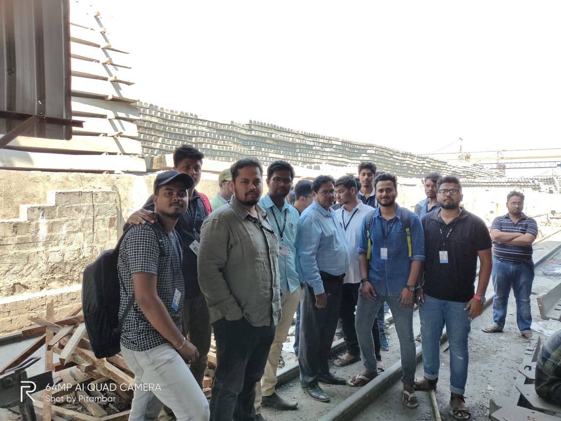 NIST_University's tweet photo. 3rd year #CivilEngineering students of NIST visited Calcutta Springs. They got first-hand information and enough insights into #HowStuffsWork at the #ManufacturingUnit that manufactures and supplies a complete range of track products to Indian Railways @RailMinIndia https://t.co/VD9dhber2T