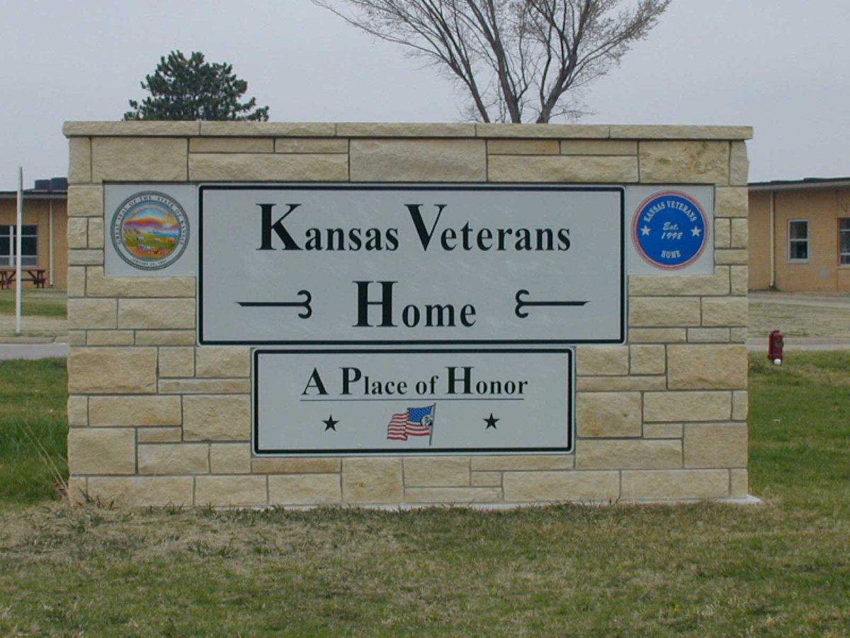 votepittman's tweet photo. Thanks to Senator Tom Hawk, the Veterans' Home legislation is moving in the Senate. Sen. Hawk introduced a  mirror image bill to my House legislation (HB 2610), which would authorize a Veterans' Home in Northeast Kansas. 🇺🇸 #ksleg #Veterans https://t.co/gBP884a5ys