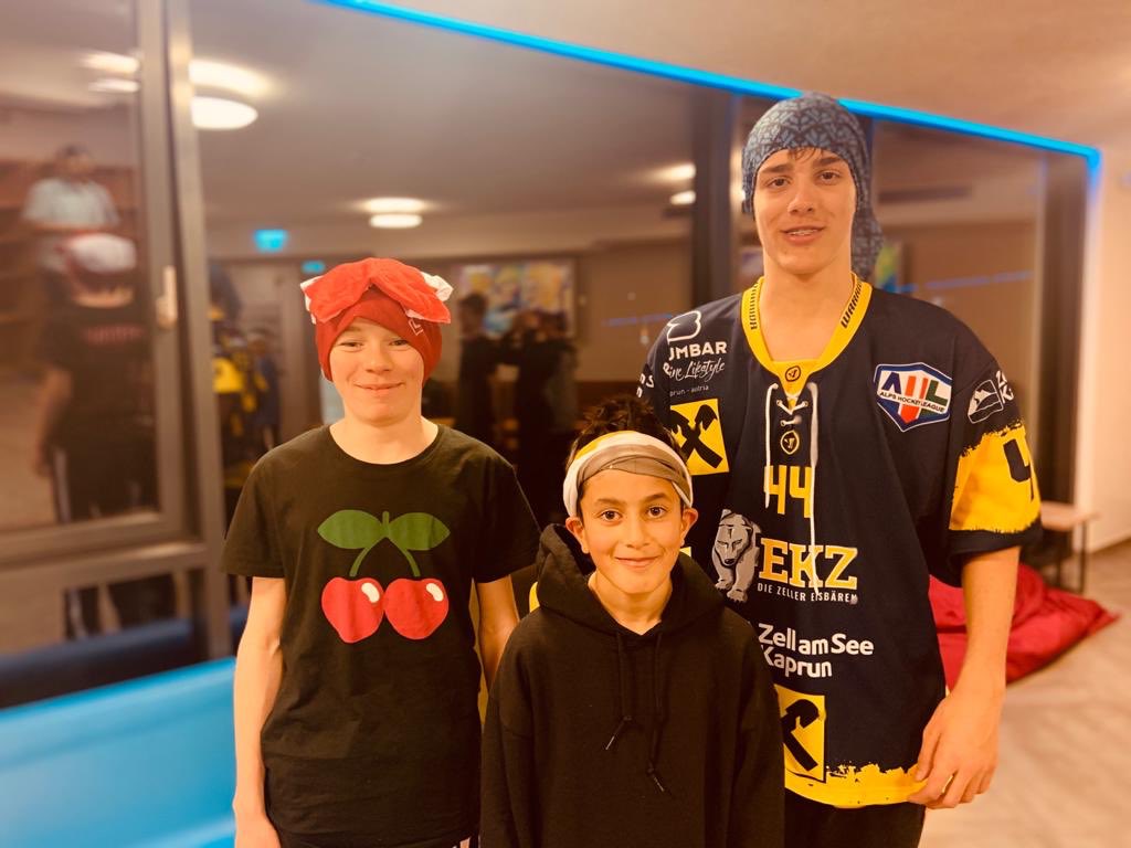 JHGS_Trips's tweet photo. The ‘Good Egg’ award goes to Aaron, Michael and Tom for all of the support and help they have given their peers thsi week! #truegentlemen https://t.co/GV0JXQFmF7
