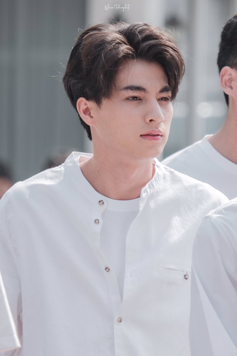 whenitakeaphoto's tweet photo. ทำบุญร่วมชาติหน่อย

#BDMeritWithMEW https://t.co/7Mijiklud7