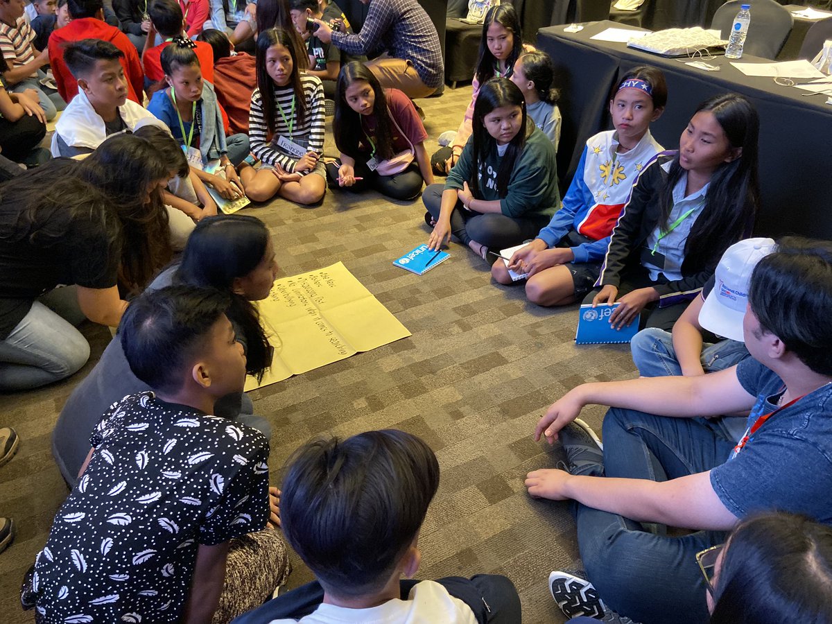 CRNPhilippines's tweet photo. #NowHappening break-out sessions for kids and adults at #SaferKids2020 https://t.co/Hu5sMccsdD