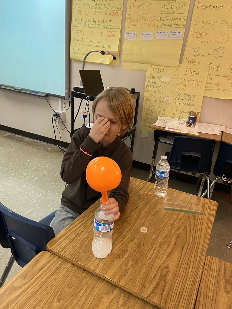 ATPPriceOwl's tweet photo. Science club investigation #2: inflating a balloon without blowing into it?  How?  @PriceOwls https://t.co/4r3XGmFH9C