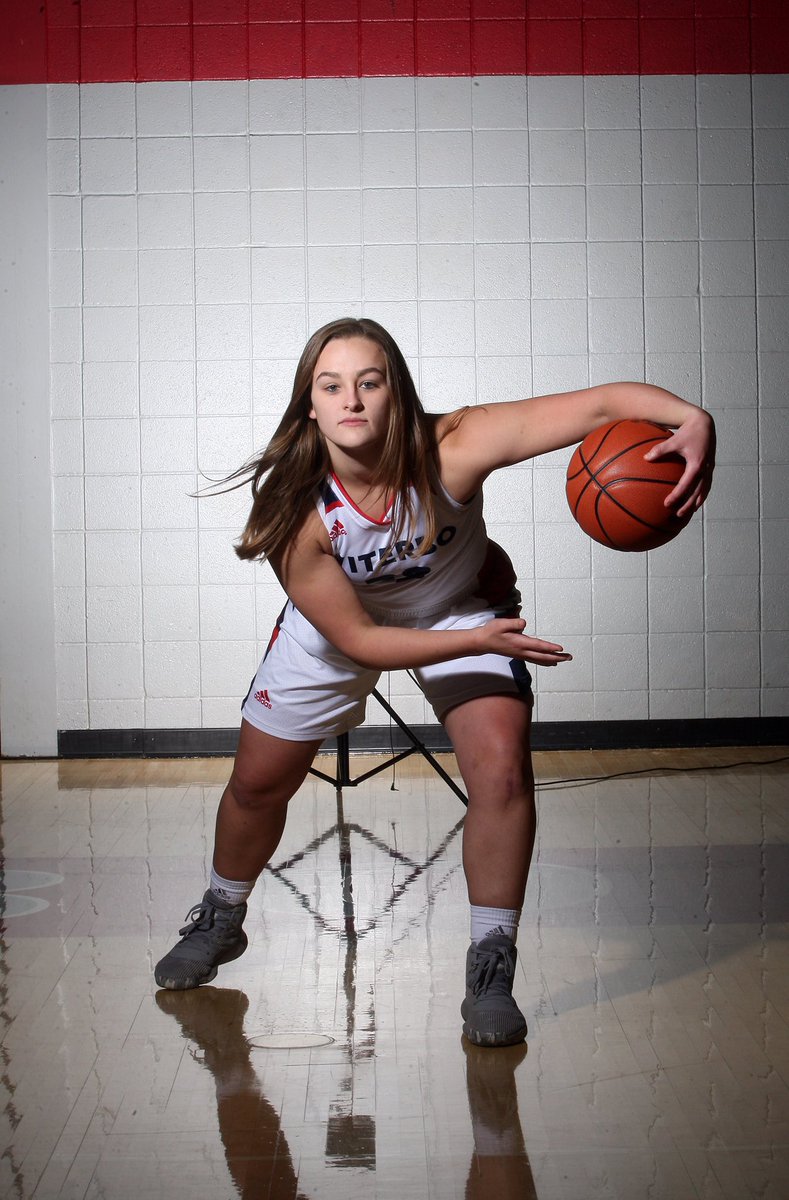ViterboWBB's tweet photo. #32 MADISON DOERR

Major: Nursing

Madison has brought instant toughness, a basketball mind, and a tireless workethic to our program.

Read about her thoughts below⏬

#GoVHawks https://t.co/YkNf9R1Wpo