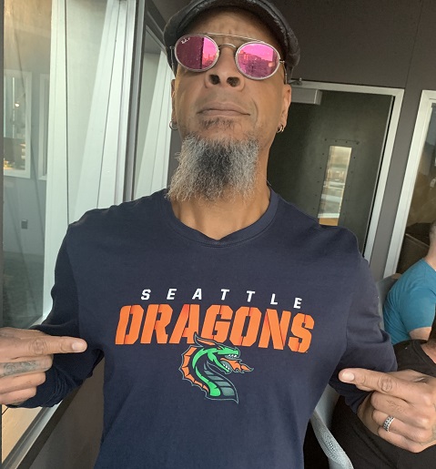 999KISW's tweet photo. Did you know Mens Room Original Sausage is available hot off the grill at @XFLDragons games?!
https://t.co/5tED0uEmau
#SausageisAwesome #BoatMeat #BreathingFire https://t.co/X0iC1Q4TVX