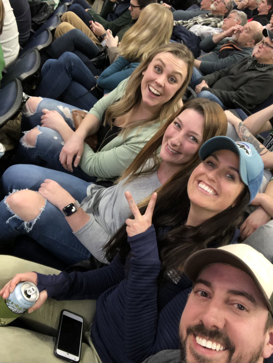 younger35's tweet image. #packpix