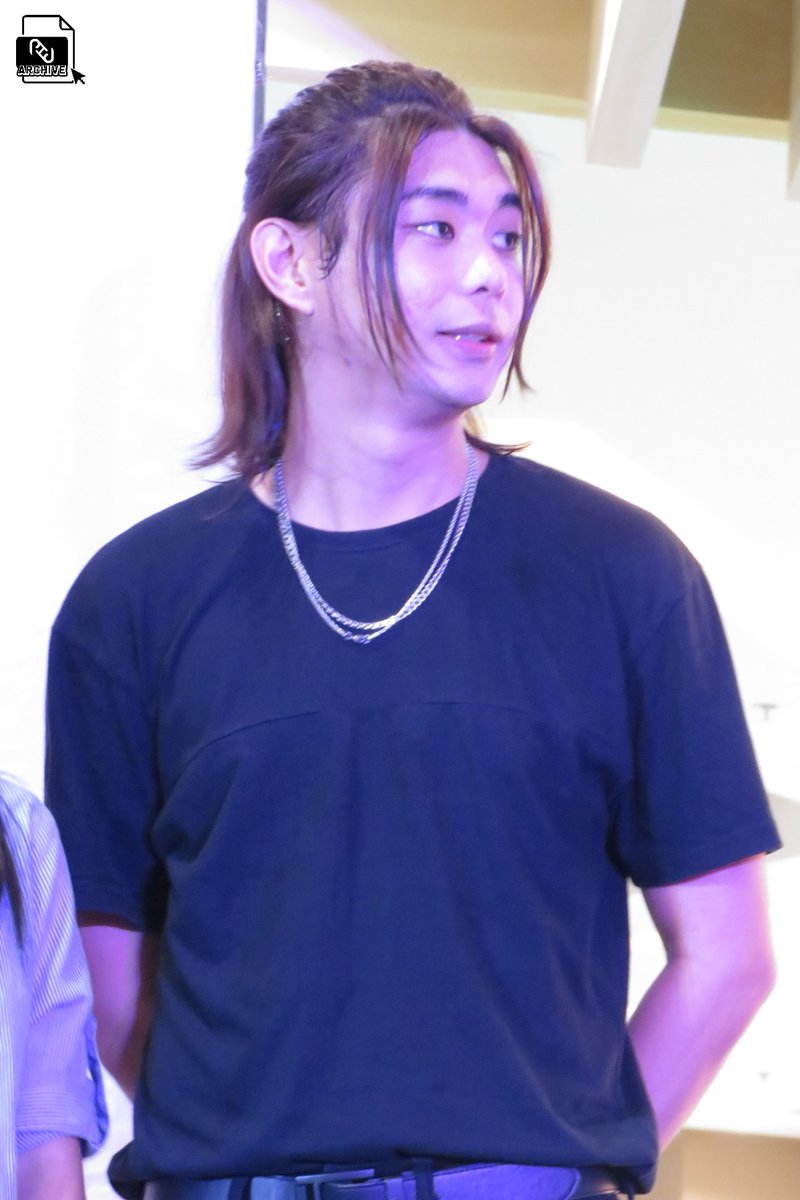 PHParchive's tweet photo. [HD] 20200208 #PHP_YUUKI 
IKO MUSIC FESTIVAL

#PHPMusic #PHP #PHP_MUSIC #PHPinIloilo @YUUKIITO_ https://t.co/i6OJdsOEaV