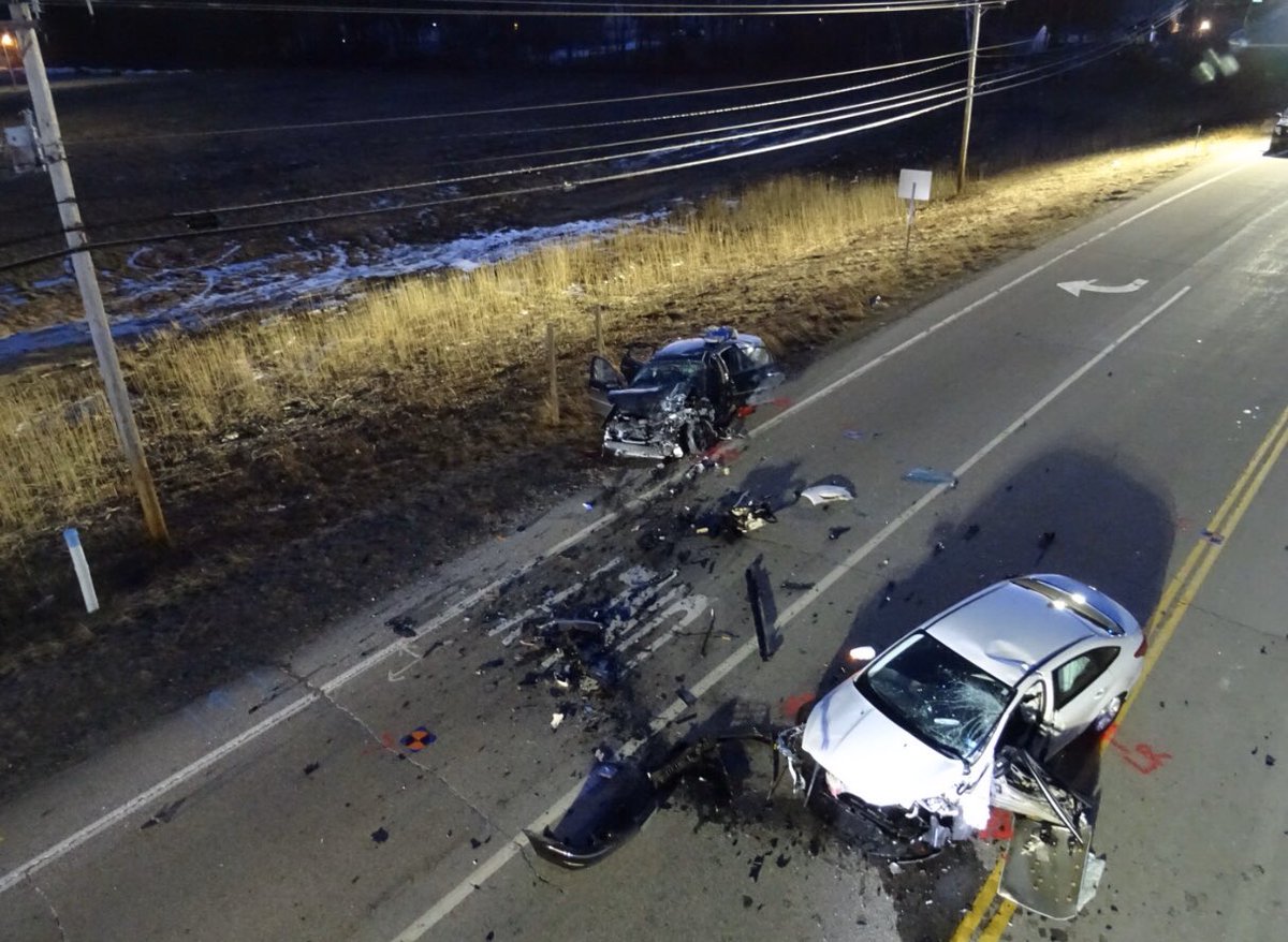 NH_StatePolice's tweet photo. Serious Motor Vehicle Crash
#NHSP #PressRelease #TroopA #CarUnit https://t.co/aVHYI0mpfB