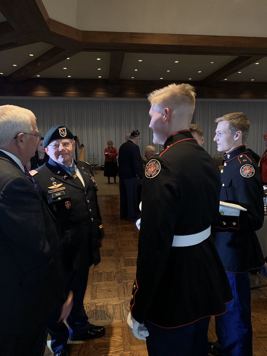 ValleyShades's tweet photo. @JEFCOED @SvhsFinance @JEFCOCareerTech @mrcarter4edu @JEFCOED @svmounties The SVHS MCJROTC Color Guard supported the Lettermen of the USA 2020 One Yard At A Time Gala tonight at Birmingham’s The Club.  They met Medal of Honor recipient CPT Rose and were fed! https://t.co/JmOMRXKTfW
