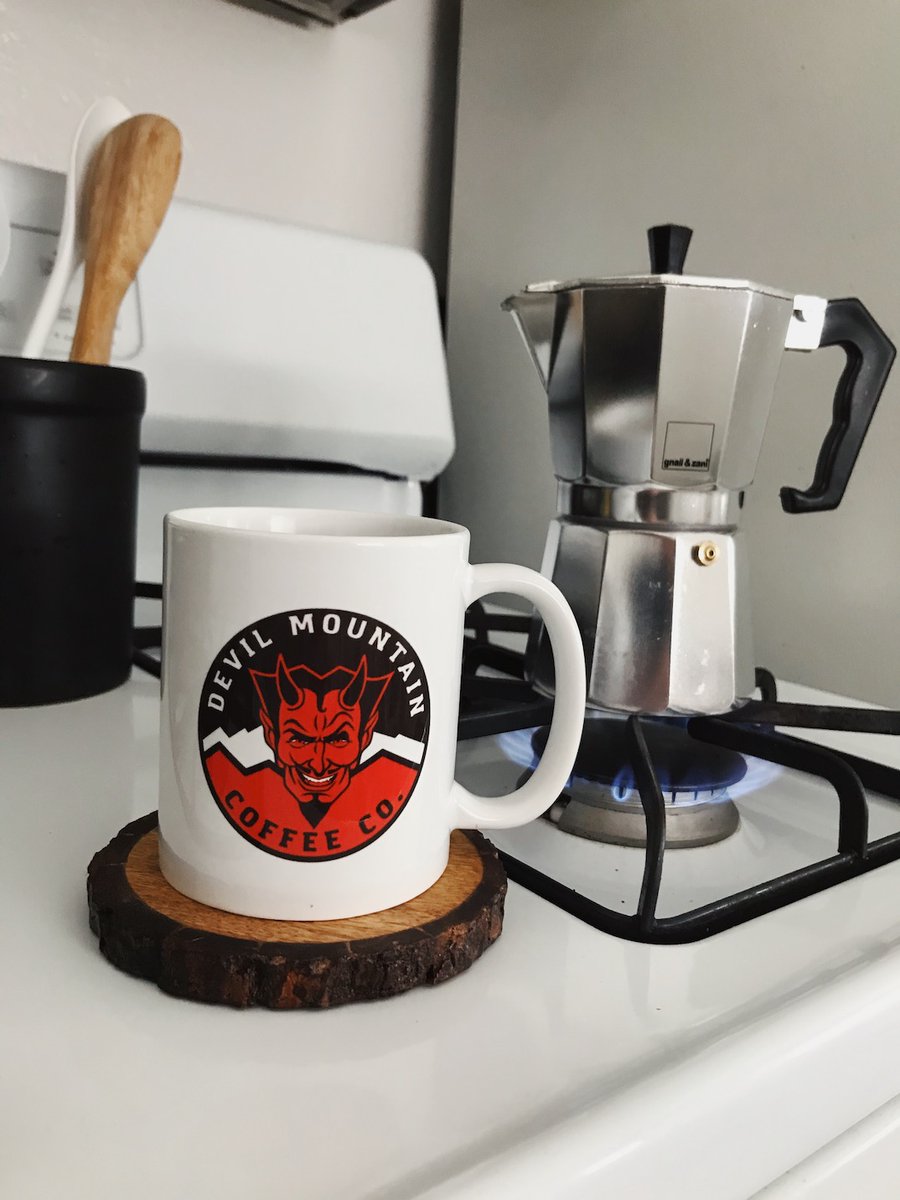 DevilMtnCoffee's tweet photo. Waking up to our favorite cup of coffee. How do you like to brew your coffee?
#coffeeholic
#specialtycoffee
#coffeeallthetime https://t.co/uaNvTMXG3t