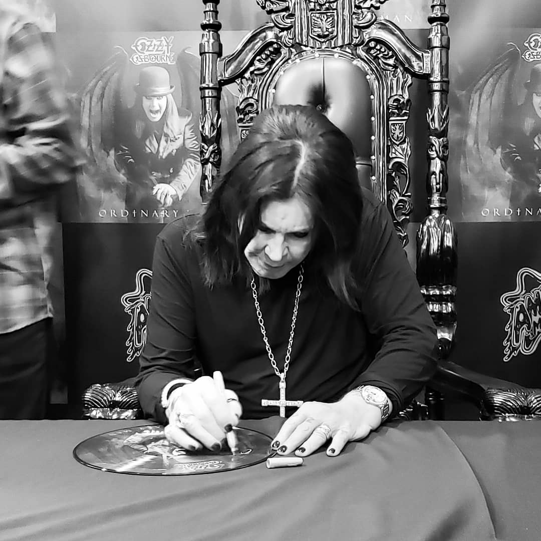 Amoeba Music tweet media