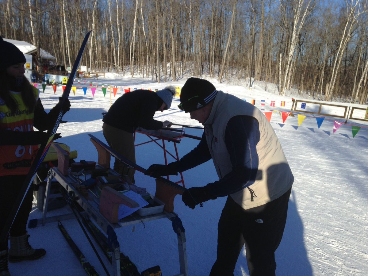 ParrySoundHigh's tweet image. When you ask @dillonglides for a little help with waxing for PSHS Nordic at OFSAA, this is what you get! Awesome support. Thanks Peter!