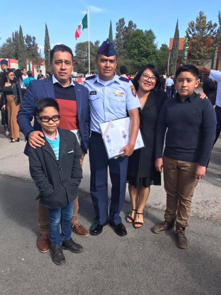 HRS4NTOS's tweet photo. Felicidades a los graduados 2020. @ComandanteFAM #EjercitoyFAM #SedenaMx @GN_MEXICO_ #Tweteros @conociendomasmx @cadenademando @cesargutipri @marygrajales @sergioarmando07 @QuePocaMadre_Mx @Alerta_Ecatepec @Guiesga @EstadoMayor_MX @EJTO_FAM_GN #ViernesDeGanarSegidores https://t.co/xUIqFoCBBL