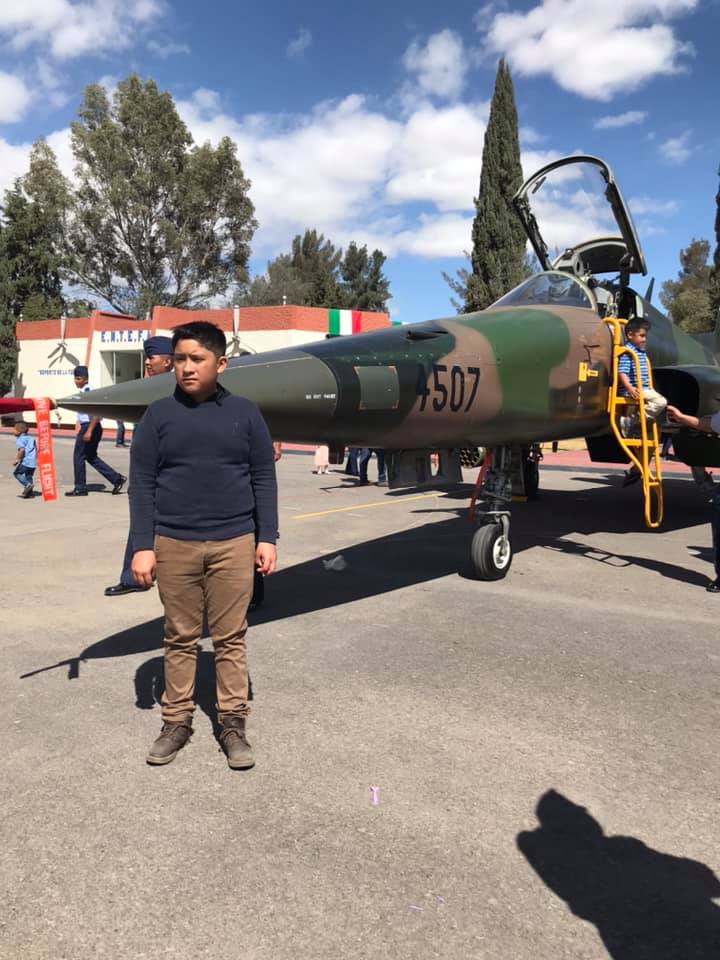 HRS4NTOS's tweet photo. #Aviones en la graduación de la E.M.T.E.F.A. @ComandanteFAM #EjercitoyFAM #SedenaMx @GN_MEXICO_ #Tweteros @conociendomasmx @cadenademando @cesargutipri @marygrajales @sergioarmando07 @QuePocaMadre_Mx @Alerta_Ecatepec @Guiesga @EstadoMayor_MX @EJTO_FAM_GN #ViernesDeGanarSegidores https://t.co/dex1YrUGf9