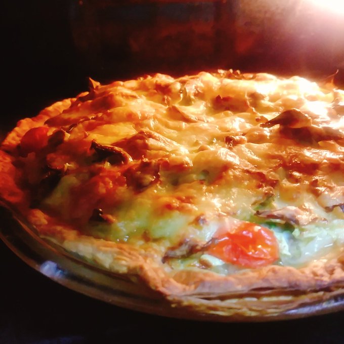 キッシュランチのtwitterイラスト検索結果 古い順