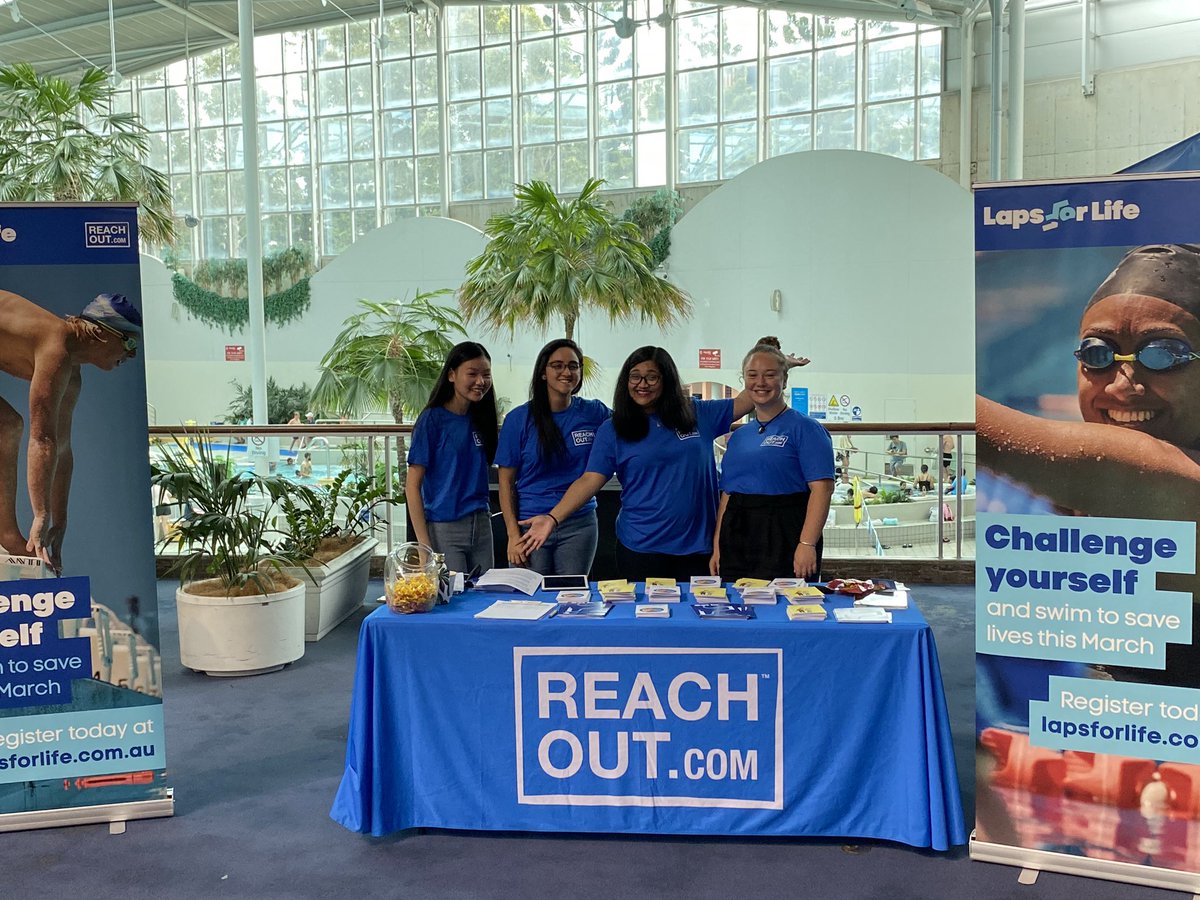 Talking all things @LapsForLife_Aus &amp; @ReachOut_AUS at the <a href="/SwimmingNSW/">Swimming NSW</a> Country Championships today. In between beating personal bests and competing, wander by for a chat 🏊‍♀️🏊‍♂️