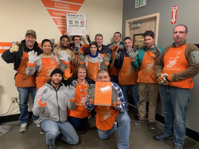 Our store has gone 120 Days Safe! So we linked up with our amazing Freight Team, to help drive awareness about the importance of wearing Protective Gloves. #SafetyIsPersonal #LateNightSamePage