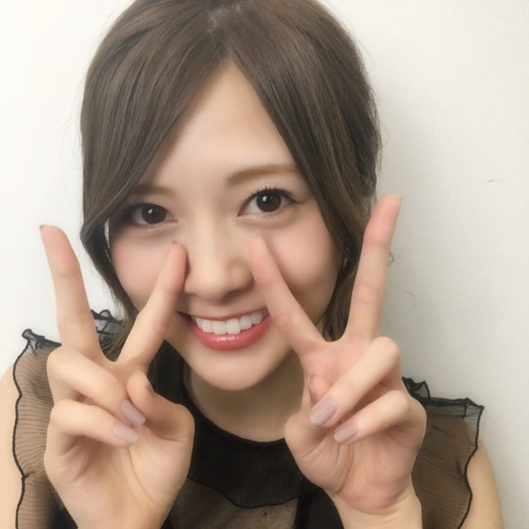 白井麻衣