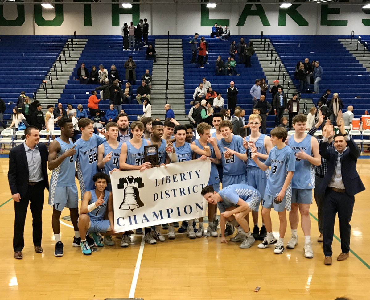 yhssports's tweet photo. For the first time since 2008 your Patriots are Liberty District Champions! Final score 70-67! https://t.co/MsGBvhQkQv