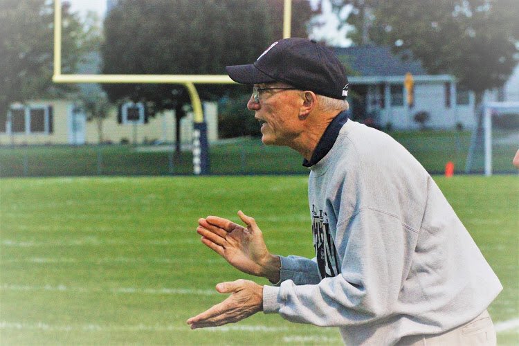 Early this morning, Coach Dave Voss, a brother, a coach, a Christian mentor, a Fox, was called to his Savior’s side. While we grieve on this earth, we also rejoice that the ultimate victory is now his. 
Prayers to the Voss family from our family, the FVL Foxes Football Program.