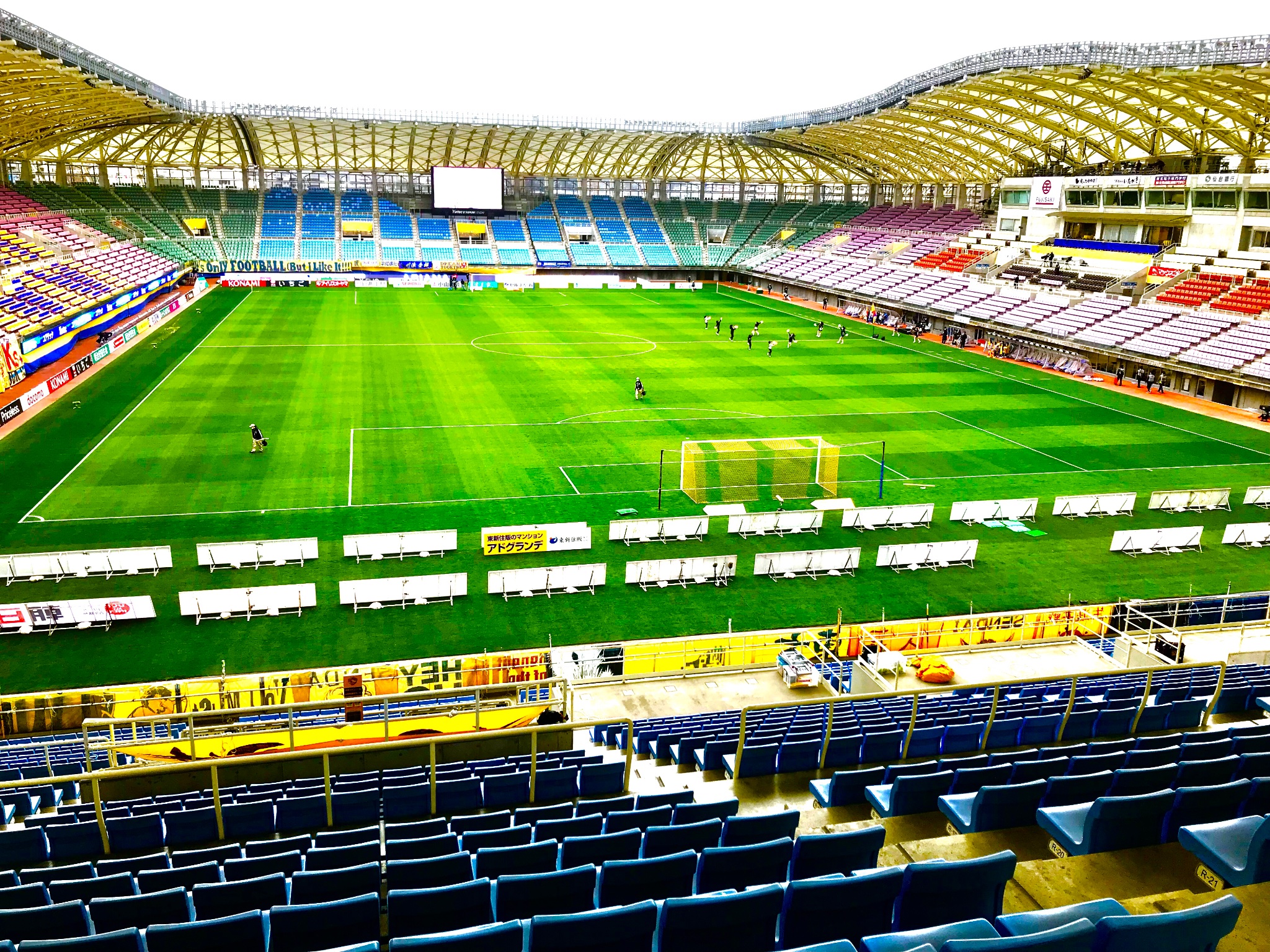 Aki Photo ベガルタ仙台 ユアスタ 開幕戦を待つスタジアム ユアテックスタジアム仙台 T Co Esmq2ydlga Twitter