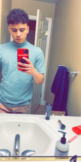 Yess https://t.co/BvySzxMIHE<a href="/tag/newprofilepic"class="tags"><span>#newprofilepic</span></a>