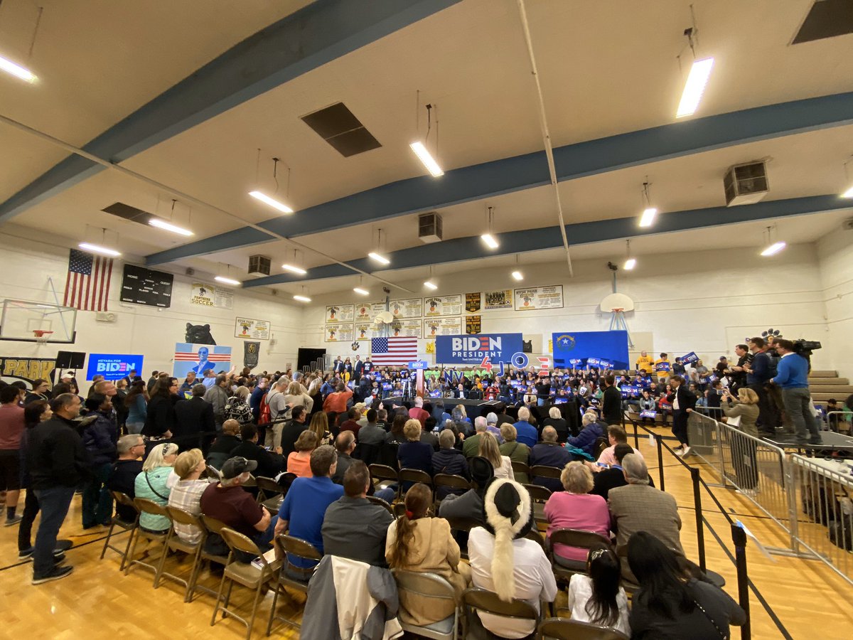 Eric Bradner On Twitter Here S The Crowd For Joe Biden S Final Event Before The Nevada Caucuses A Rally In A Middle School Gym In Las Vegas Https T Co Oums9xaqko