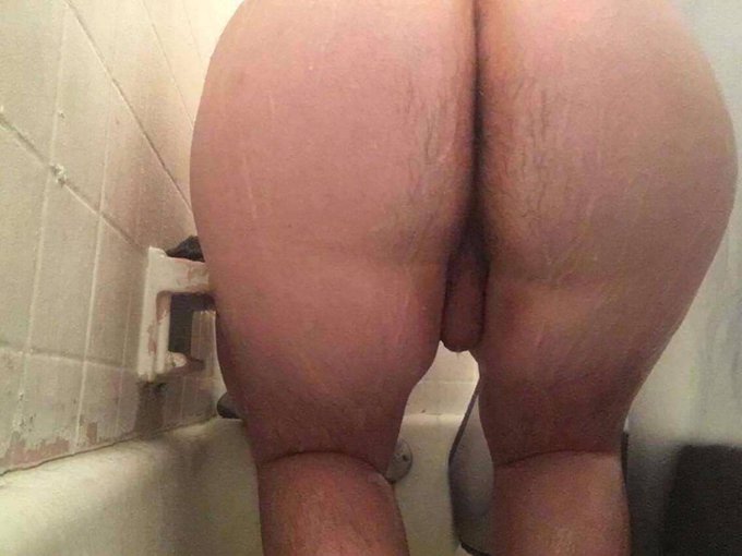 I know a great Butt when I see one ✨💕hashtag body Positivity 👇🏾👇🏽👇🏼 @doydoughbigass https://t.co/Usi<a href="/tag/textme"class="tags"><span>#textme</span></a><a href="/tag/newprofilepic"class="tags"><span>#newprofilepic</span></a>