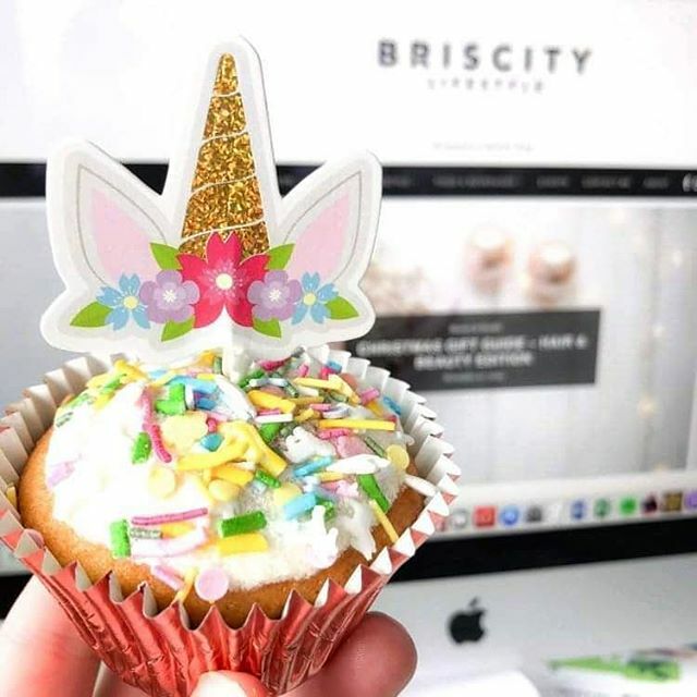 brislifestyle's tweet photo. Simple little Vanilla Unicorn Cupcakes!
.
.
.
#coles #cupcakes #unicorn #unicorncupcakes #cute #delish #yum #ibelieveinunicorns #briscitylifestyle #brisbane #brisstyle #visitbrisbane  #brisbaneblogger #brisbaneanyday #brisbanecity #brisbaneevents #brisbanelife #bloggerstyle … https://t.co/SCyfhITN3g
