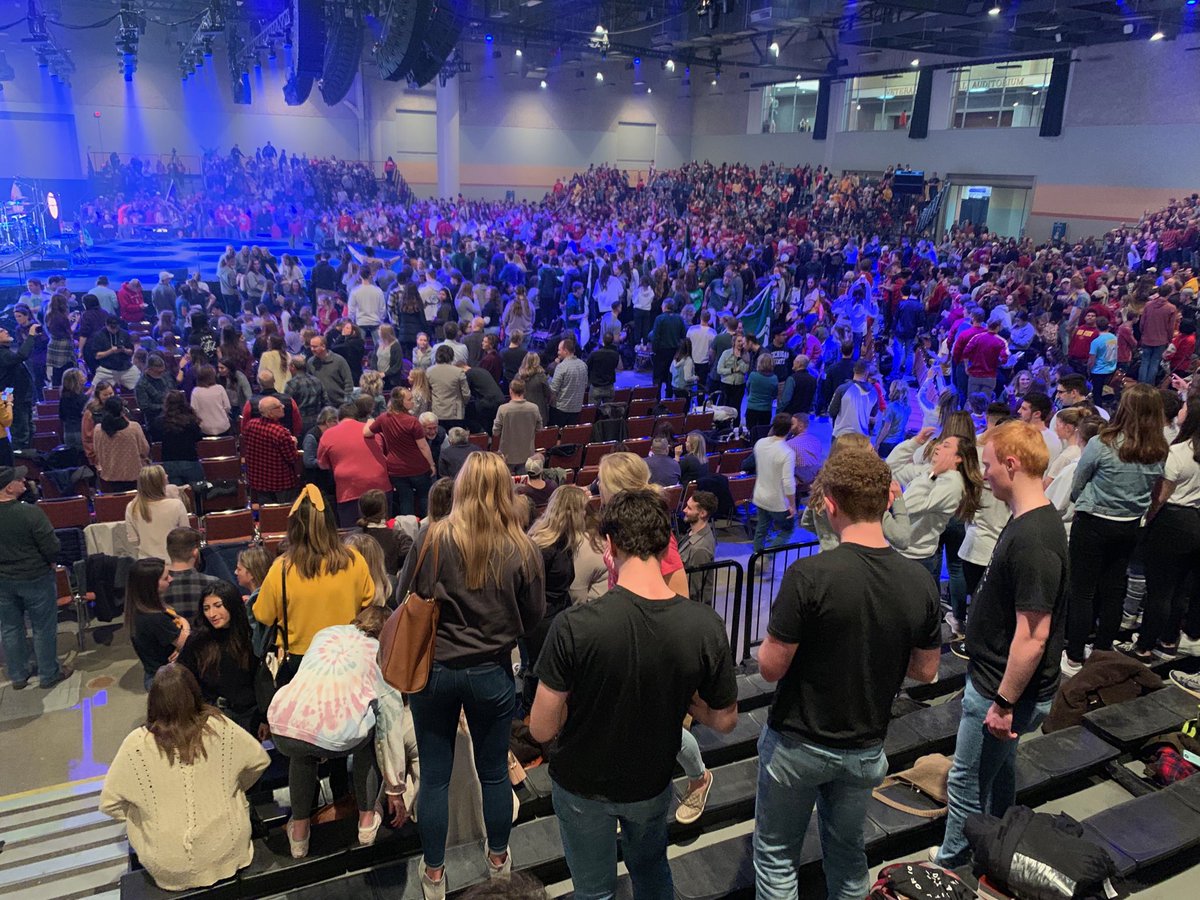 kevezell's tweet photo. Blessed to be with over 3,000 college students with ⁦@isusalt⁩ in Iowa. Incredible missions force. ⁦@NAMB_SBC⁩  ⁦@Go2Years⁩ https://t.co/gvph2UbGbf