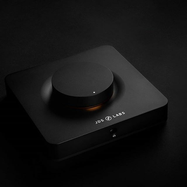 Deskhero.ca tweet media