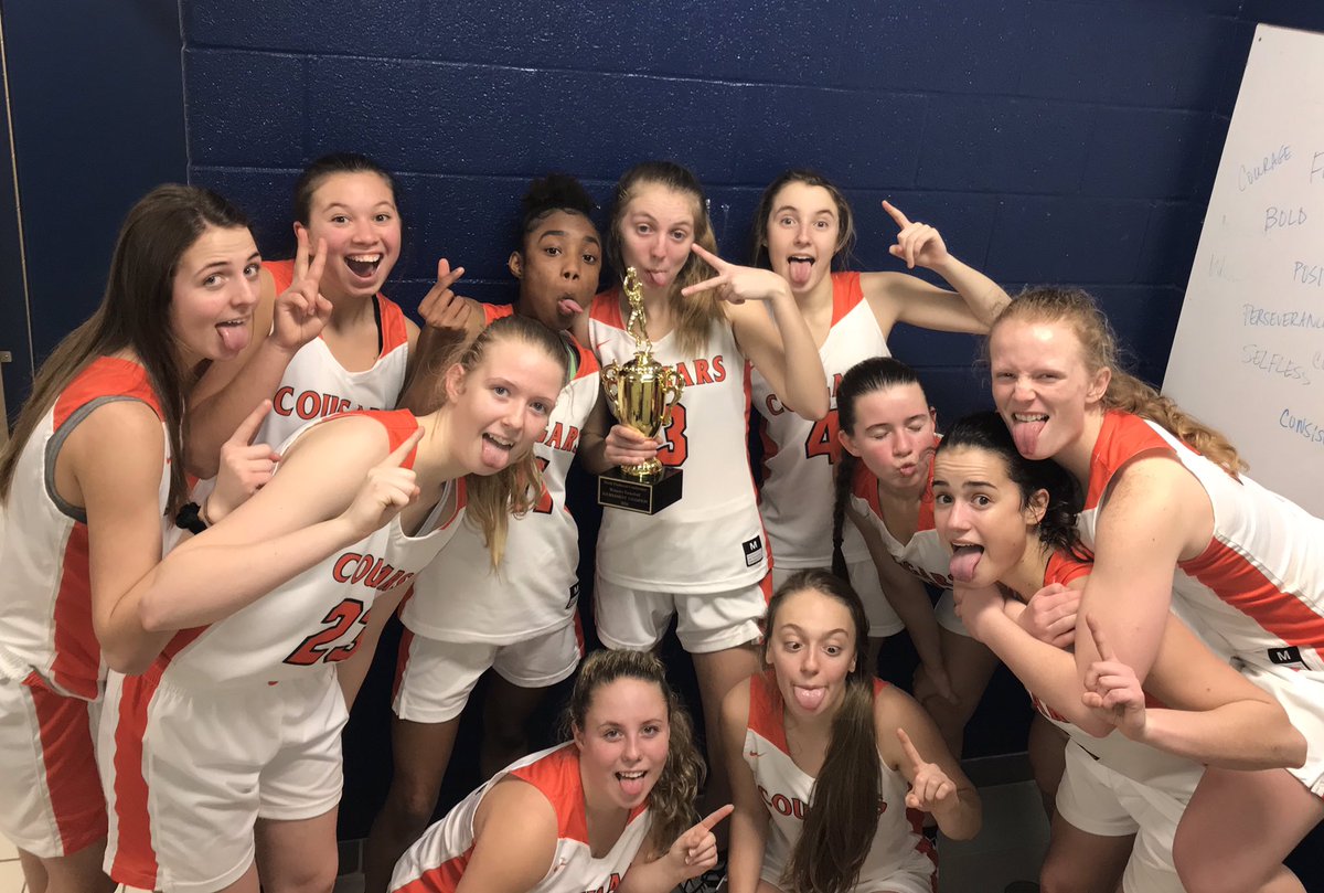 so much love for these girls🧡 #BESTteamever