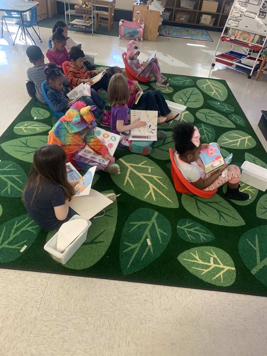 BeringerDen's tweet photo. We loved PJ and reading day! We enjoyed reading buddies, cozying up with stories and a special story from @MrB_BRE! It was even one of our favorites 🤗 #WeBelieveinBRE https://t.co/K0b4OizUJx
