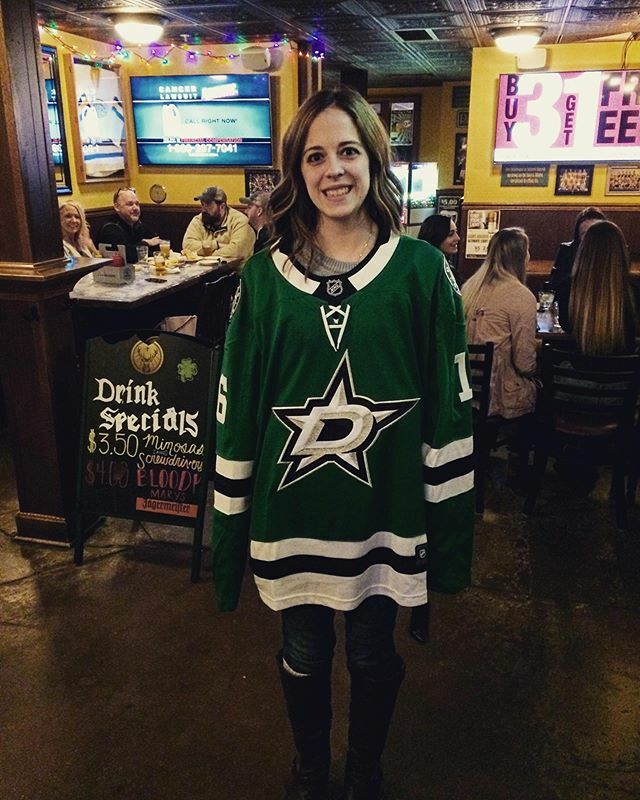 ecdooleys's tweet photo. Congrats to Heather winning the Pavelski Jersey!!! We have another giveaway tomorrow for a Dončić Jersey game time 7:30pm #gottabehere https://t.co/gPX8zNzvEM https://t.co/tAQ3ze8KNK