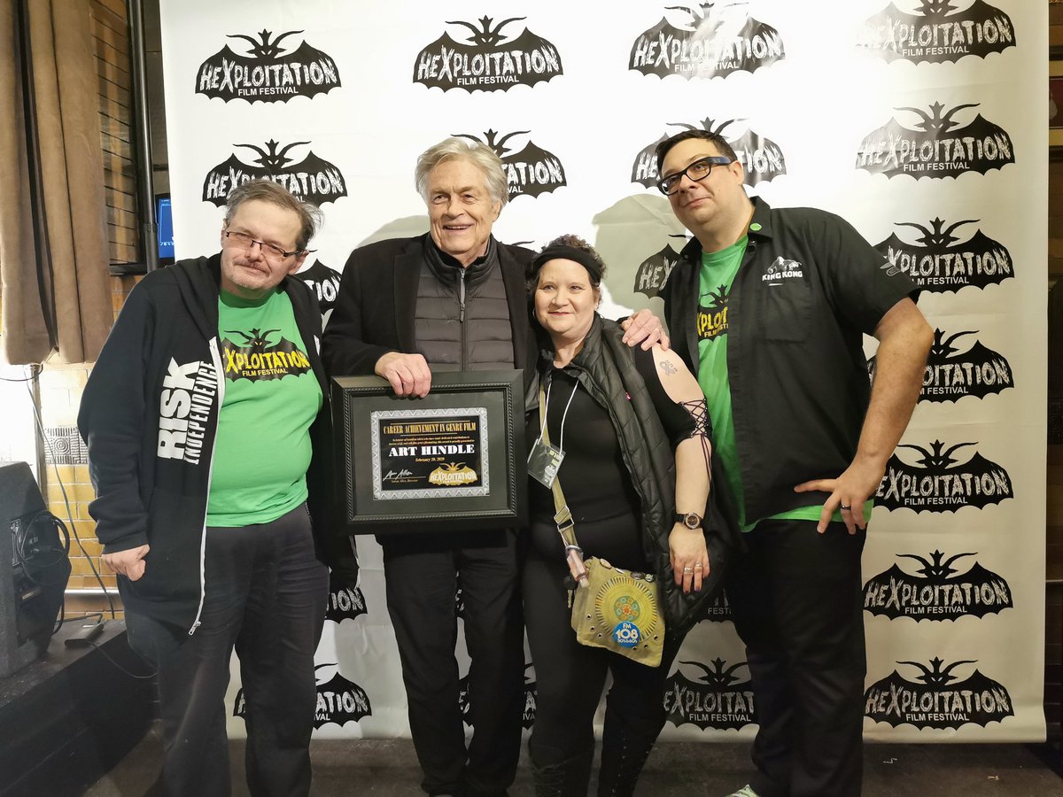 MoVernie's tweet photo. Congrats to Canadian Actor, Art Hindle for winning the #Hexploitation Film Fest "Career Achievement Award".

My buddy &amp; I came to celebrate his achievements.

#Hamilton #HamOnt #Film #filmfest @StevenMorana https://t.co/RZnZSiYXLE