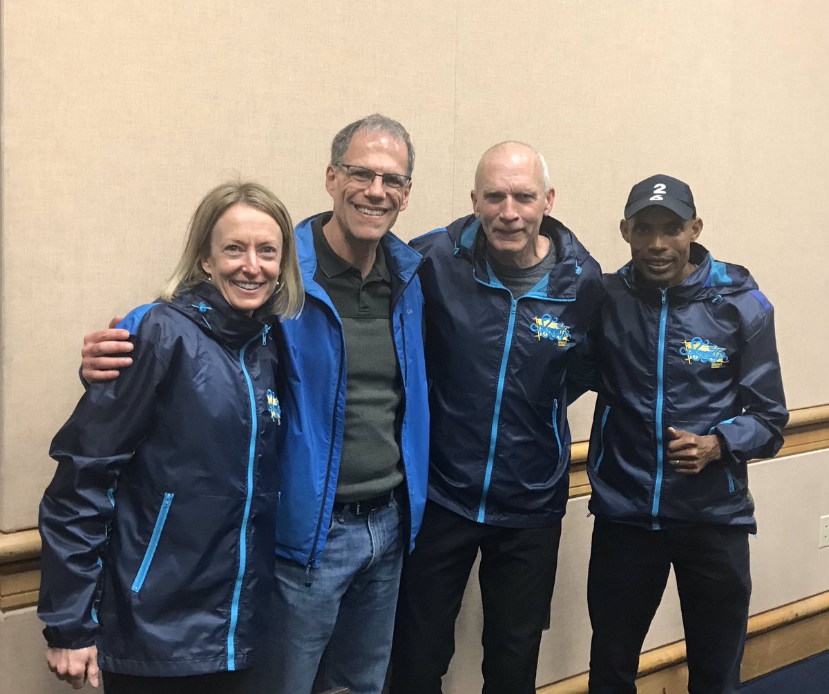 What a treat to hear 3 great runners, @DeenaKastor , <a href="/BartYasso/">Bart Yasso</a> , and <a href="/runmeb/">meb keflezighi</a> this evening at the Gasparilla Distance Classic expo!  I enjoyed reading their books “Let Your Mind Run”, “Race Everything”, and “26” respectively this past year.  Thanks for all you do!