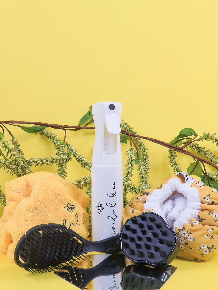 JoifulBee's tweet photo. 2/28 at 9 AM—join the waitlist for Joiful Bee 🐝 and the Perfect Wash Day Kit at https://t.co/EW9YHtnOBQ https://t.co/UqYlnANqPa