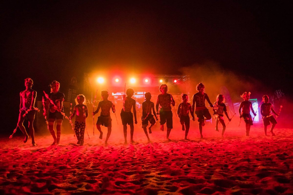 RadioRoaming's tweet photo. The Karijini Experience is an annual cultural event that is held in Western Australia's Karijini National Park each April.  #culturalevent #KarijiniExperience2020 #KarijiniNationalPark #Pilbara https://t.co/C1hAh0HfON https://t.co/MOsXhrERPn