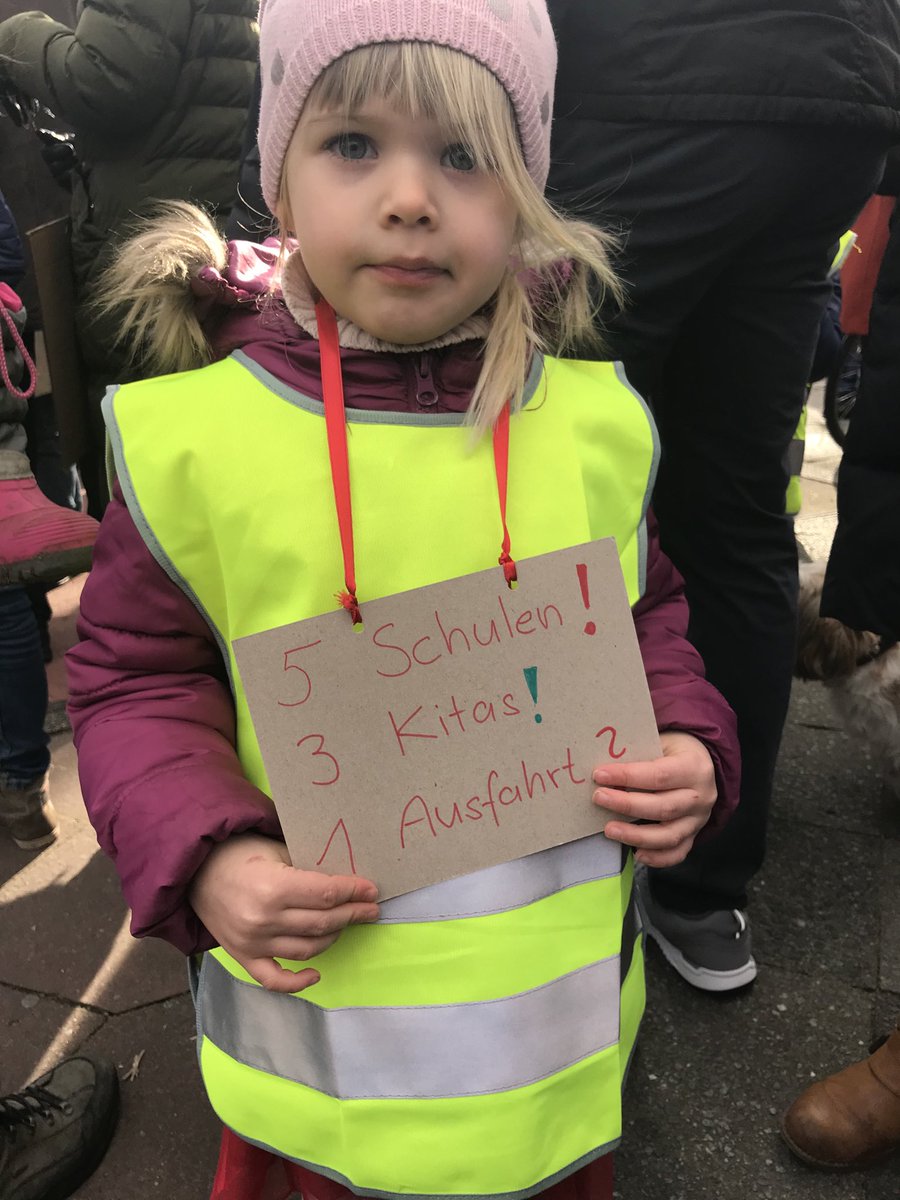 Umbau Dreieck Funkturm - Nicht über unsere Köpfe! (@adfunkturm) on Twitter photo 