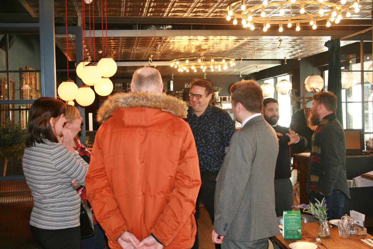Fast Lane Networking tweet media