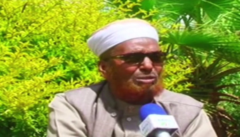 DalsoorNews's tweet photo. #Itoobiya caqli lagama helo, cilmi lagama helo, insaan nimo lagama helo,oo udgoon lagama helo,oo qurux lagama helo, waxaan xin iyo xaasidnimo ahayn lagama helo.

Xigasho - Xaaji Cali shocaac. https://t.co/ou9Ht01lev