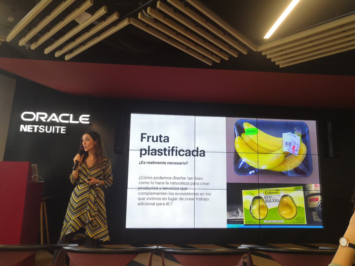 Karina Ibarra, Design Lead at <a href="/fjord/">fjord</a> invites us to reflect on our values and to #designresponsibly. How is it going to impact the life of people and nature? Are we generating #Waste? And finally can good #design save the world?
<a href="/WIADBarcelona/">WIAD Barcelona</a>
#WIAD20 #IA #UX #WIADBCN #IAElement