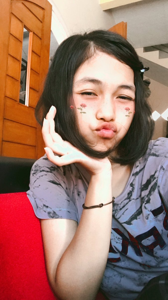 raniramayantii's tweet photo. #buangsial https://t.co/hdCAp5wbLe