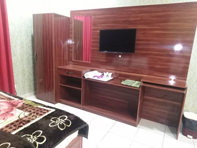 HotelComfortIn4's tweet photo. We’re Happy to be the smart option in Hotels in #Karachi for travelers seeking budget-friendly #accommodations that come with great #convenience and ample #amenities, and we look forward to becoming your first selection in the area too. 
#CLIFTON #DrZiauddinRoad #Indusvalley https://t.co/zBTGNWEeV4