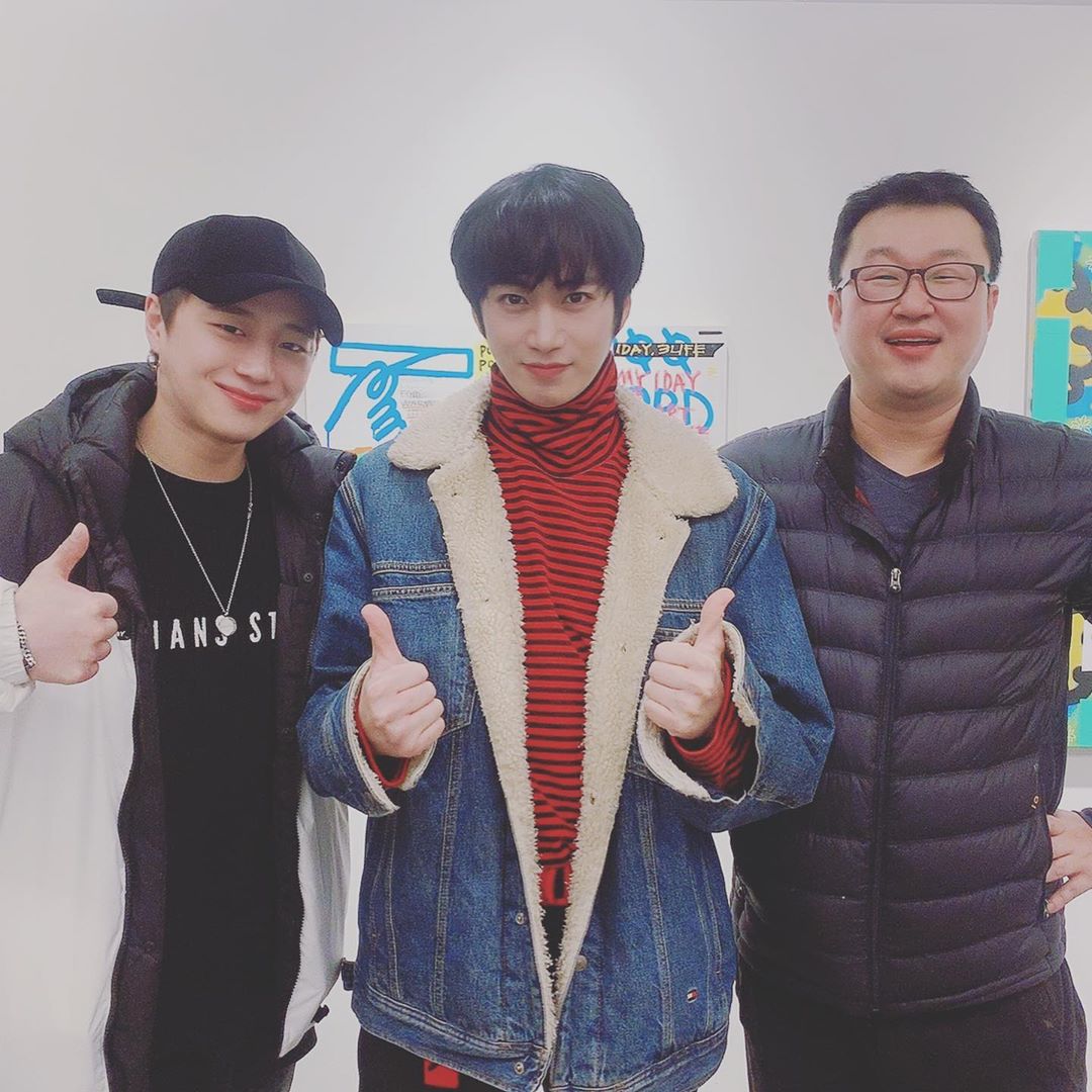 bigstarinsta's tweet photo. 200222 Daewon's Instagram post:

2020/2/22
항상 행복하기🙏
만능엔터테이너 feel독이형 축하해요 👍

#UNB #유앤비 #Euijin #Feeldog #Daewon #Marco #Hansol #의진 #필독 #대원 #마르코 #한솔 #BIGSTAR #빅스타 https://t.co/xF02pTLePG