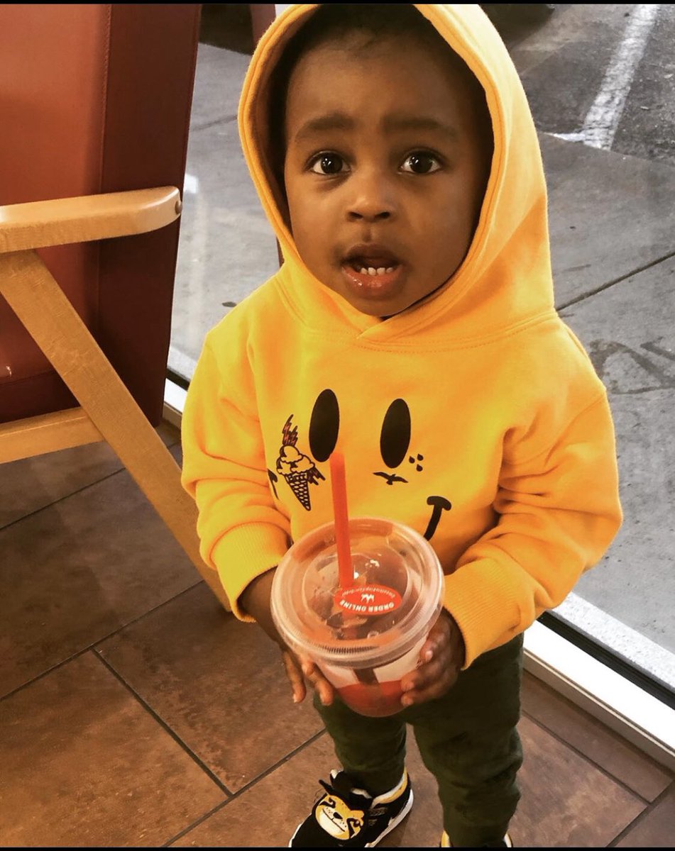 PHRESH713's tweet photo. The real smoothie king.. #MaseFace https://t.co/g29rJVD5Ai