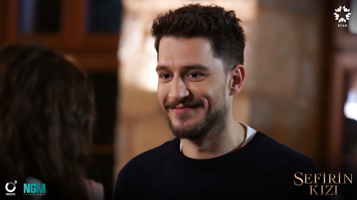 SefirinKiziDizi's tweet photo. Nare, oyunu Gediz'in dağıttığı kartlara göre oynayabilecek mi?

#SefirinKızı yeni bölümüyle Pazartesi 20.00 ‘de Star ‘da ✨
@urazka @startv @ngmediatv @o3medya https://t.co/O0WeBcejGH