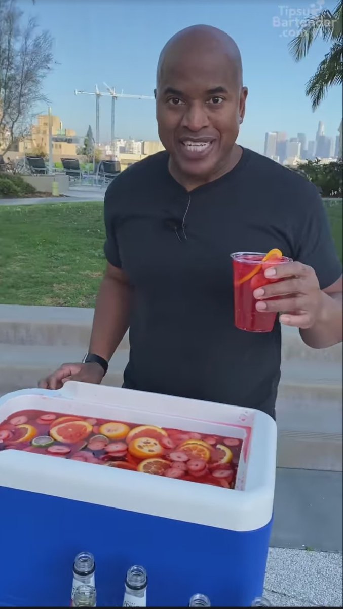 1691Htz's tweet image. Braa yo o dira bjwala jwa mathata... O nna hela a ntswisa pelo #TipsyBartender