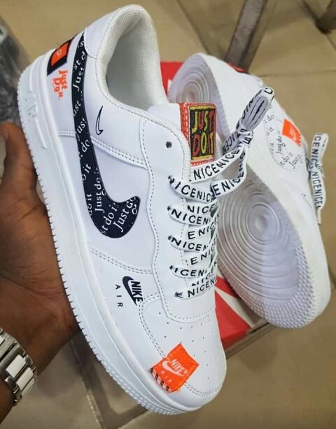 Salz_Palace's tweet photo. Slide1: size 40-44
Slide2: size 39-42
Slide3: size 42-45
Slide4: size 40-45
#BamBam #heis9 #GloryOsei #davido #KadunaVsKano #Kaduna https://t.co/sR4anvdmaG